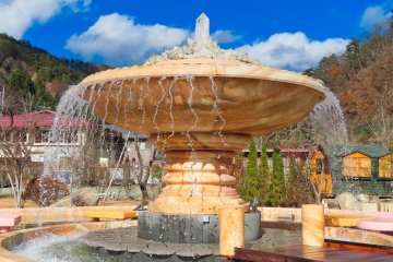 Crystal fountain Shosenkyo Gorge