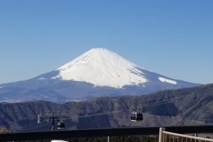 You can see Mount Fuji when you alight at Owakudani