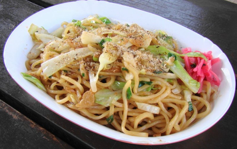 Fujinomiya yakisoba is just one of the foods visitors can enjoy at the event