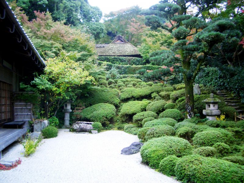 <p>Stunning manicured grounds of&nbsp;Shisendo Temple&#39;s Heritage Garden</p>