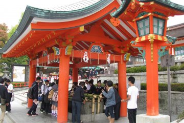 Temizu of Fushimi Inari Taisha