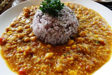The daily curry - a slightly spicy chickpea curry
