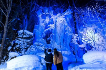 Winter Oirase Ice Waterfall Night Tour