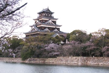 Замок Хиросима 