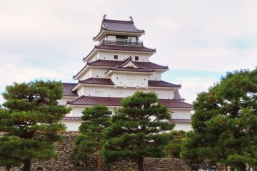 Tsurugajo Castle 