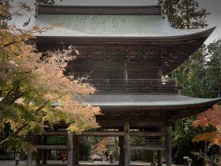 The main gate, Engakuji Temple