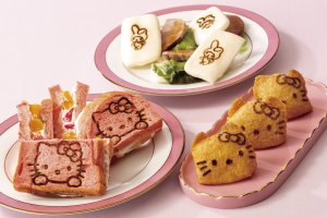 Hello Kitty Lunch Buffet in Tokyo