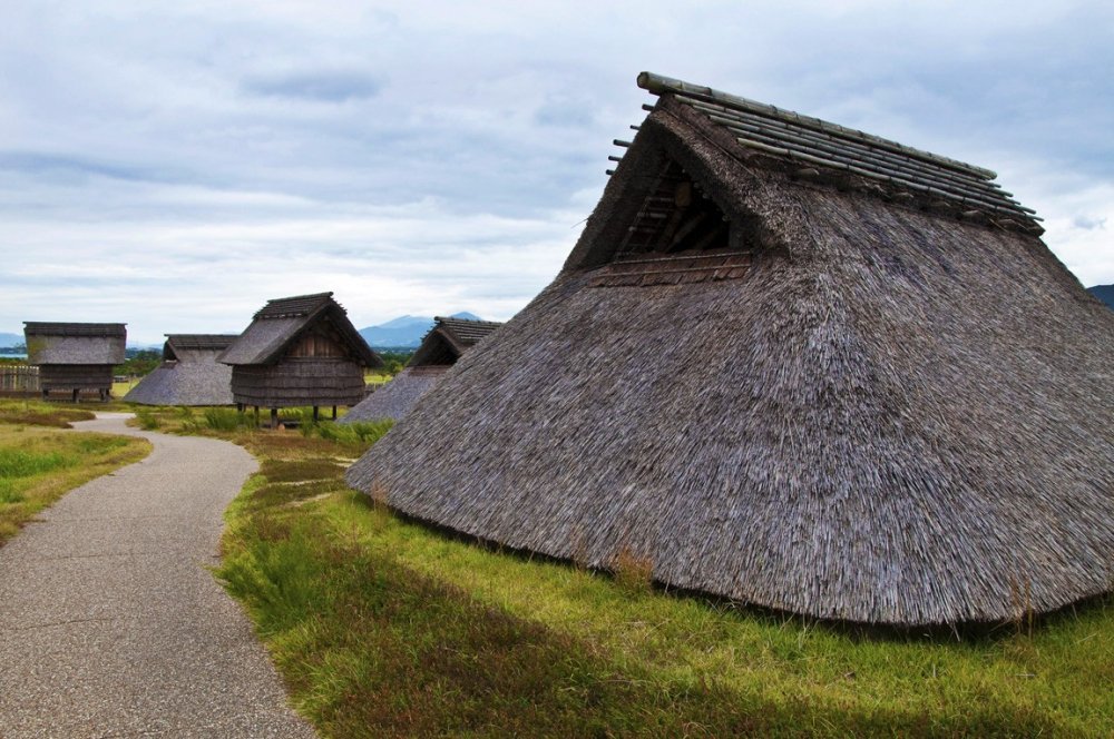 Minami-no-mura (South Village): This is the area where ordinary people called &quot;geko&quot; lived.