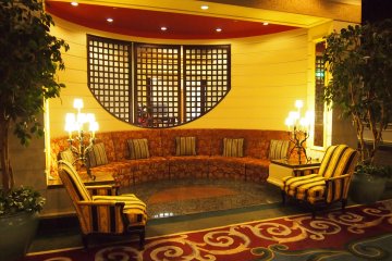 Comfortable sofas at the lobby of Asahikawa Grand.