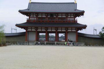 Suzukamon Gate