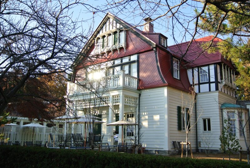 <p>Built by Georg de Lalande (Meiji Era)</p>