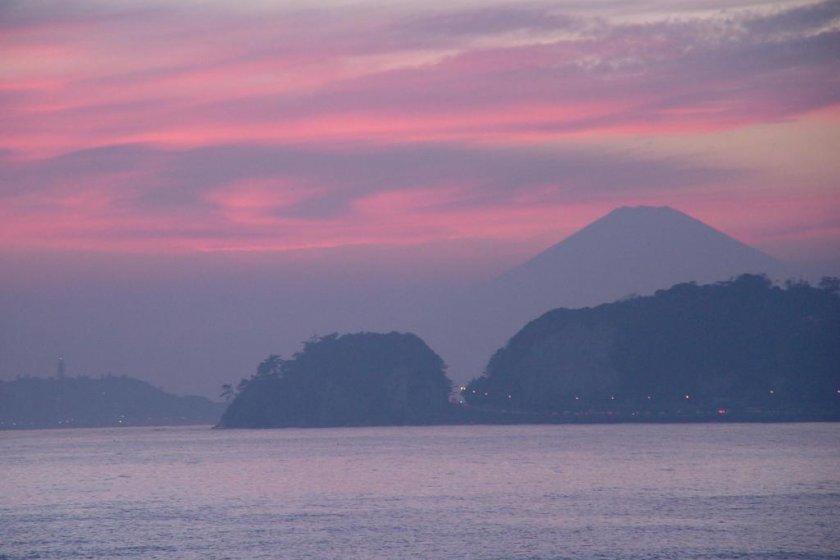 Photographing Mt Fuji From Beach Kamakura Kanagawa Japan Travel