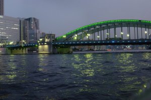 A panoramic spread of&nbsp;Kachidoki Bridge