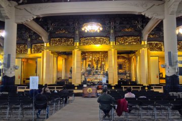 <p>The temple on the inside is a wide hall with seating for visitors to sit and meditate. The aroma of the essence sticks burning permeates the temple&#39;s&nbsp;interior and it creates a&nbsp;religious ambience to pray.</p>
