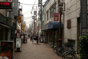 Tanuki-dori ถนนทานูกิในย่านอาซากุสะ