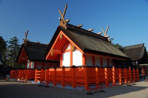 Sumiyoshi's four main halls