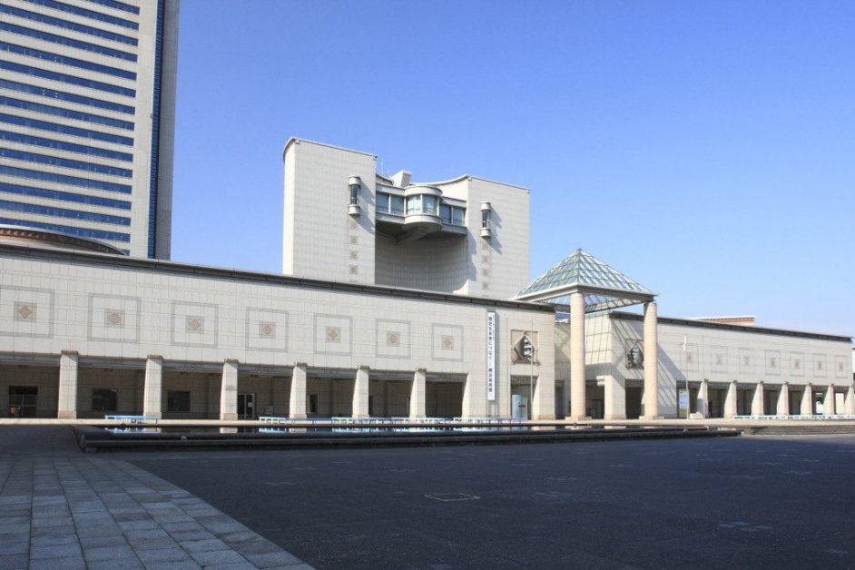 Yokohama Museum of Art exterior